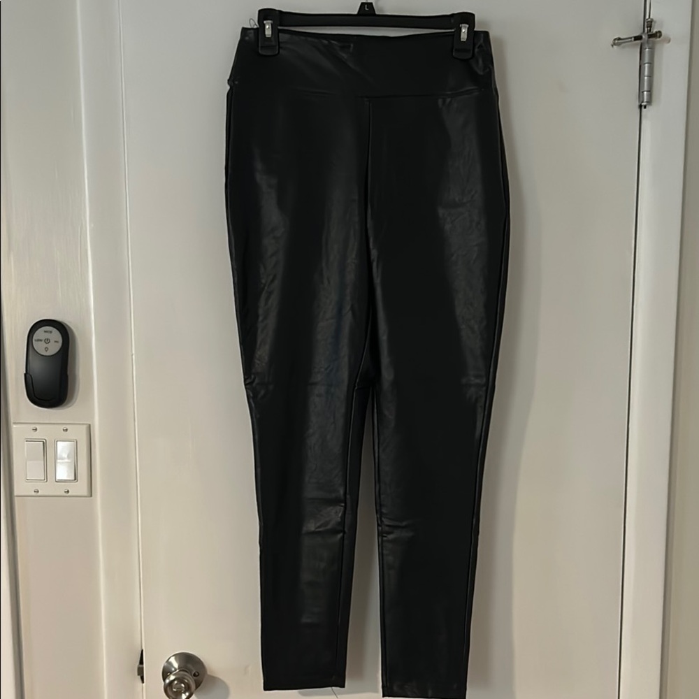 🍁🍁Black Faux Leather Leggings🍁🍁